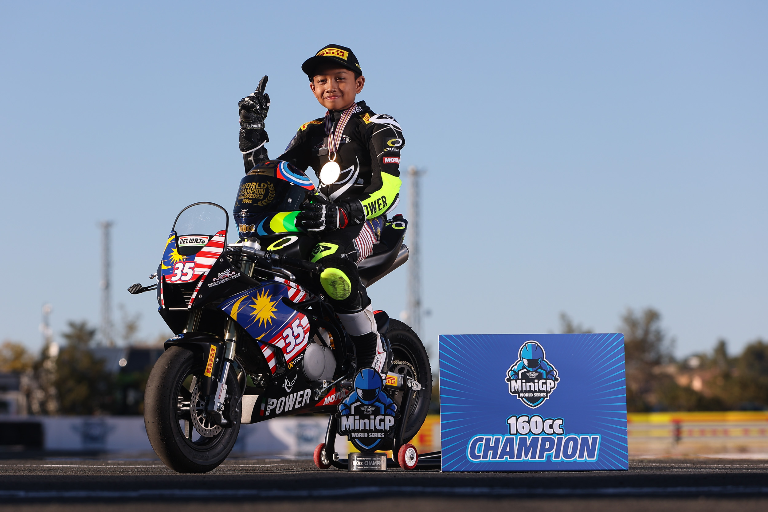 Qabil Irfan is crowned the 160cc Champion at the Circuit Ricardo Tormo